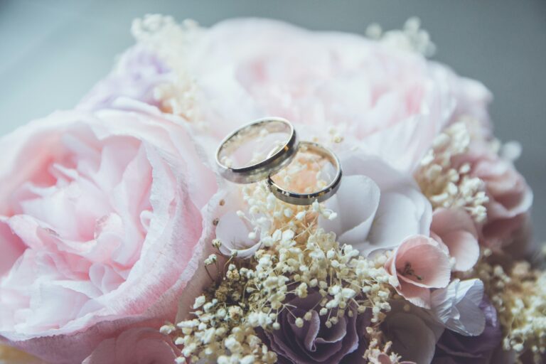 140 Herzliche Glückwünsche zum Hochzeitstag
